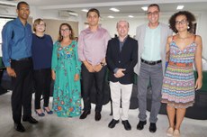 O professor João Euclides (Diretor do CCS) juntamente com a  Professora Maria do Socorro Brasileiro (Coordenadora da Pós-Graduação em Educação Física) e a Professora Sandra Barbosa (Chefe do Departamento de Educ. Física) fizeram a abertura do Seminário.
As palestras foram proferidas pelo Prof. Dr. João Borin da UNICAMP-SP, Prof. Dr. Valbério Cândido – IFPB-PB e pelo Prof. Dr. Ytalo Mota da UFPB.
Imagens: Weltorres