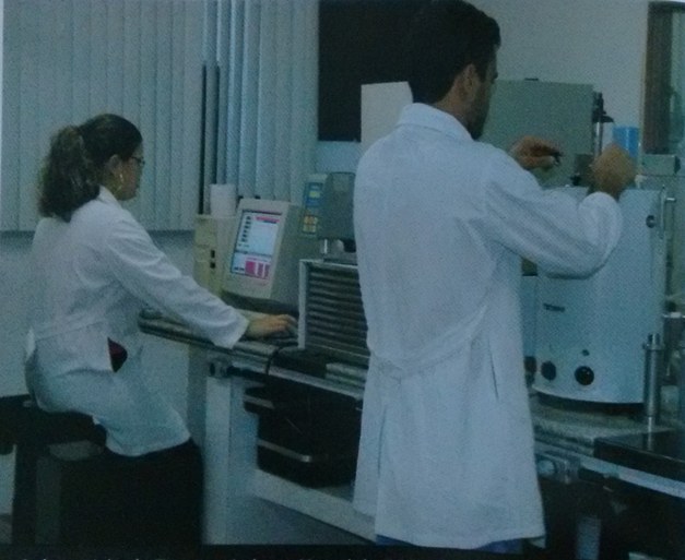 08_Laboratório de Termoquímica e Materiais CCEN_2005.jpg