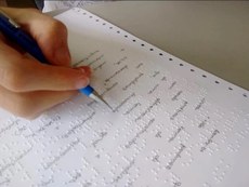 Texto Braille manuscrito
