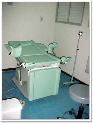 Fig. 13:  Sala de Exame Ginecologia/Obstetrícia