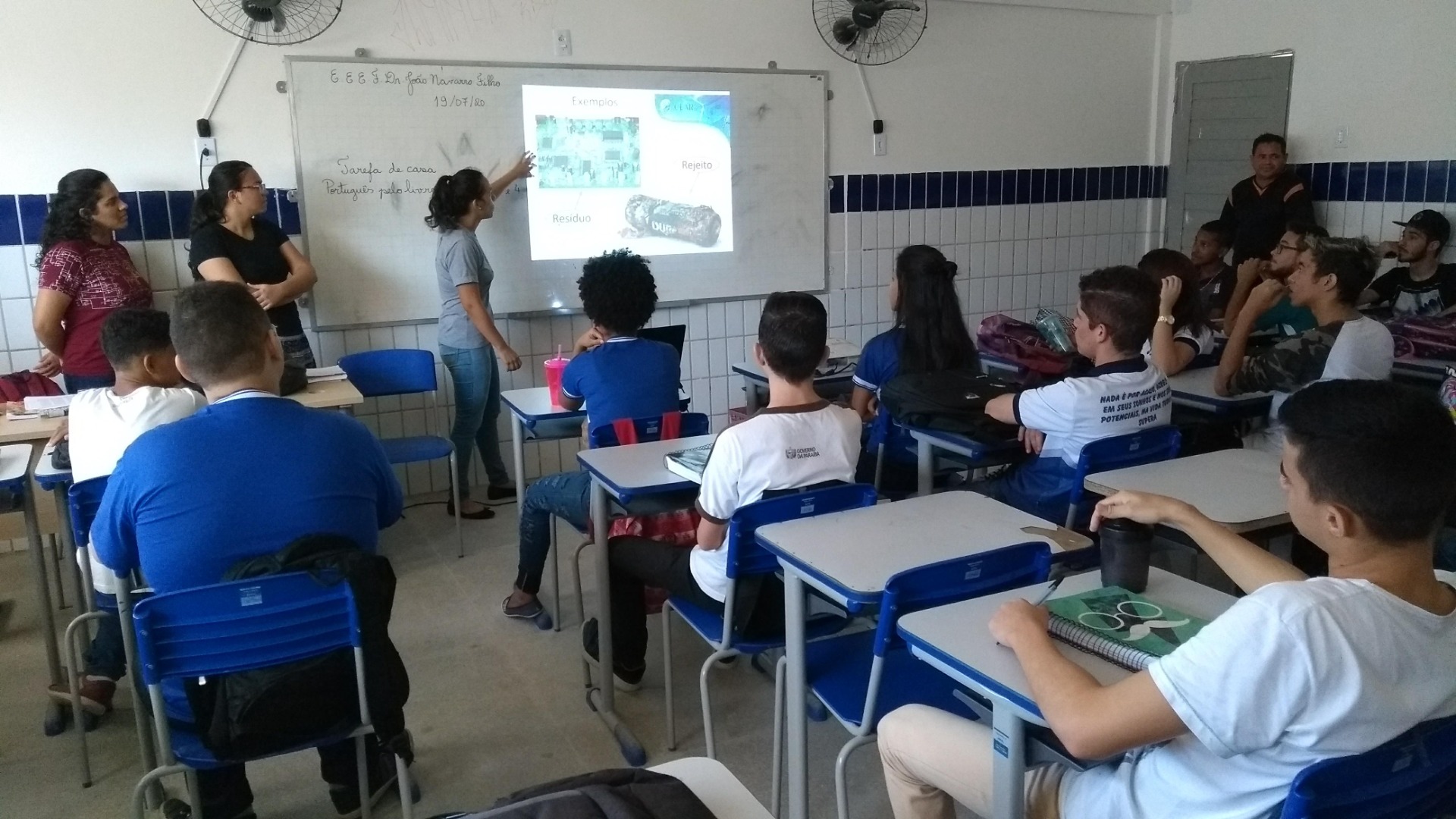 palestranas escolas.jpg