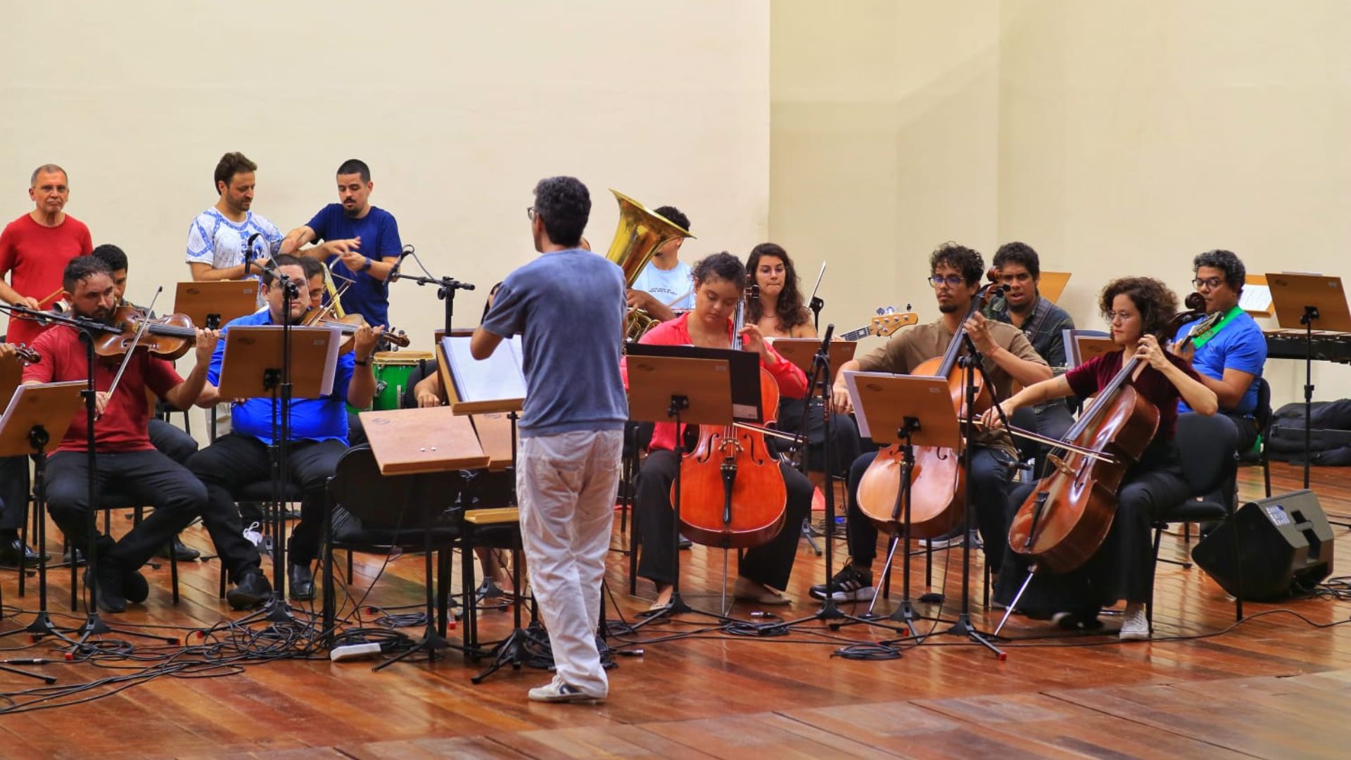 Pequena Orquestra Popular da UFPB realiza concerto gratuito nesta segunda-feira (28) Pequena Orquestra Popular da UFPB realiza concerto gratuito nesta segunda-feira (28)