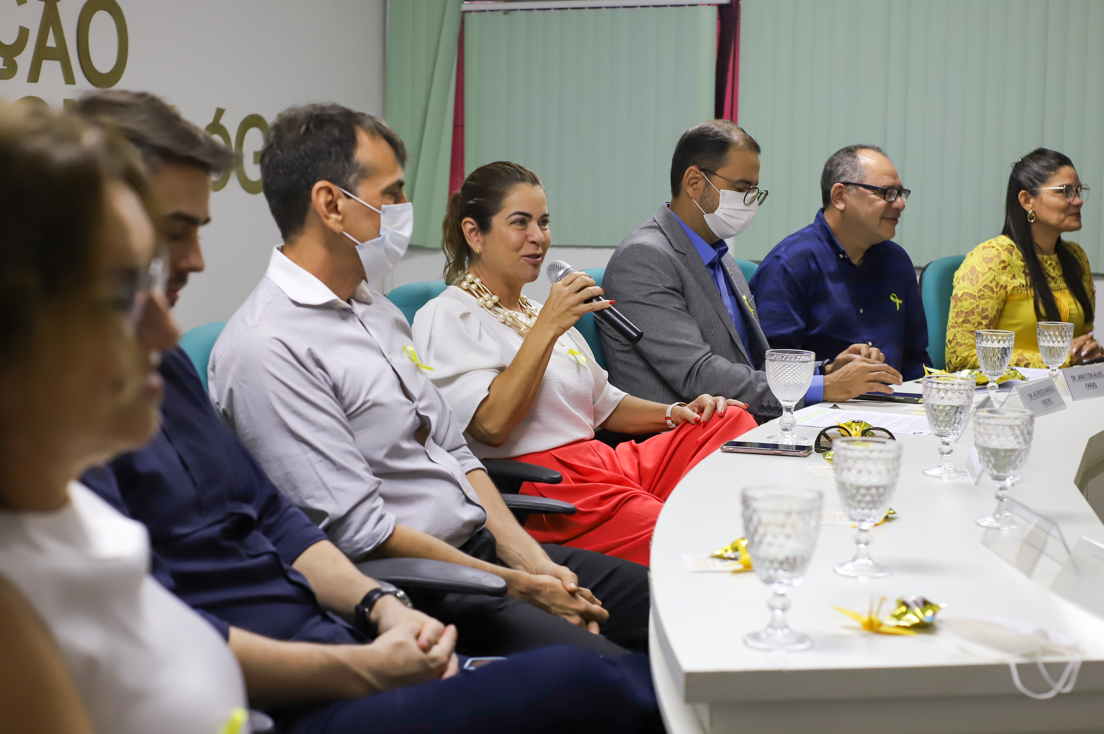 ABERTURA DO SETEMBRO AMARELO NA UFPB EMOCIONA PÚBLICO COM APRESENTAÇÃO DO CORAL GAZZI DE SÁ