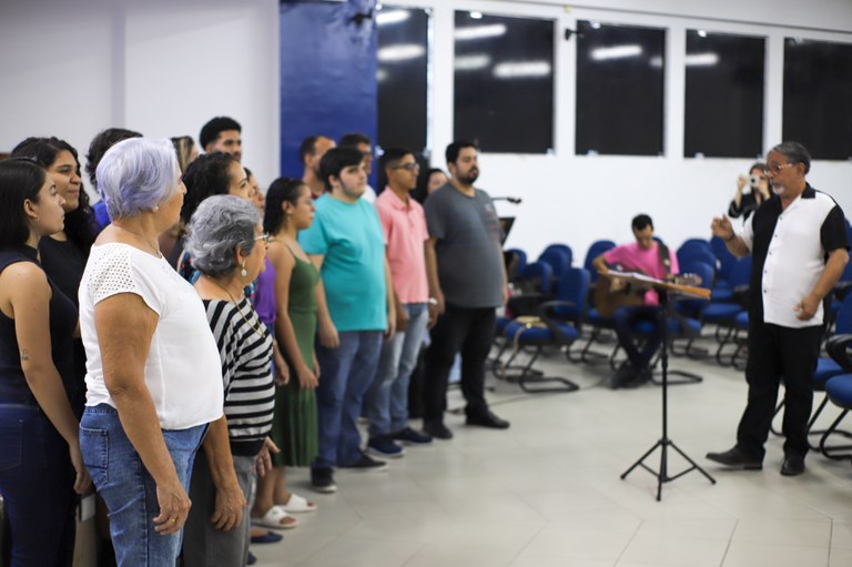 Coral da UFPB abre inscrições para novos cantores