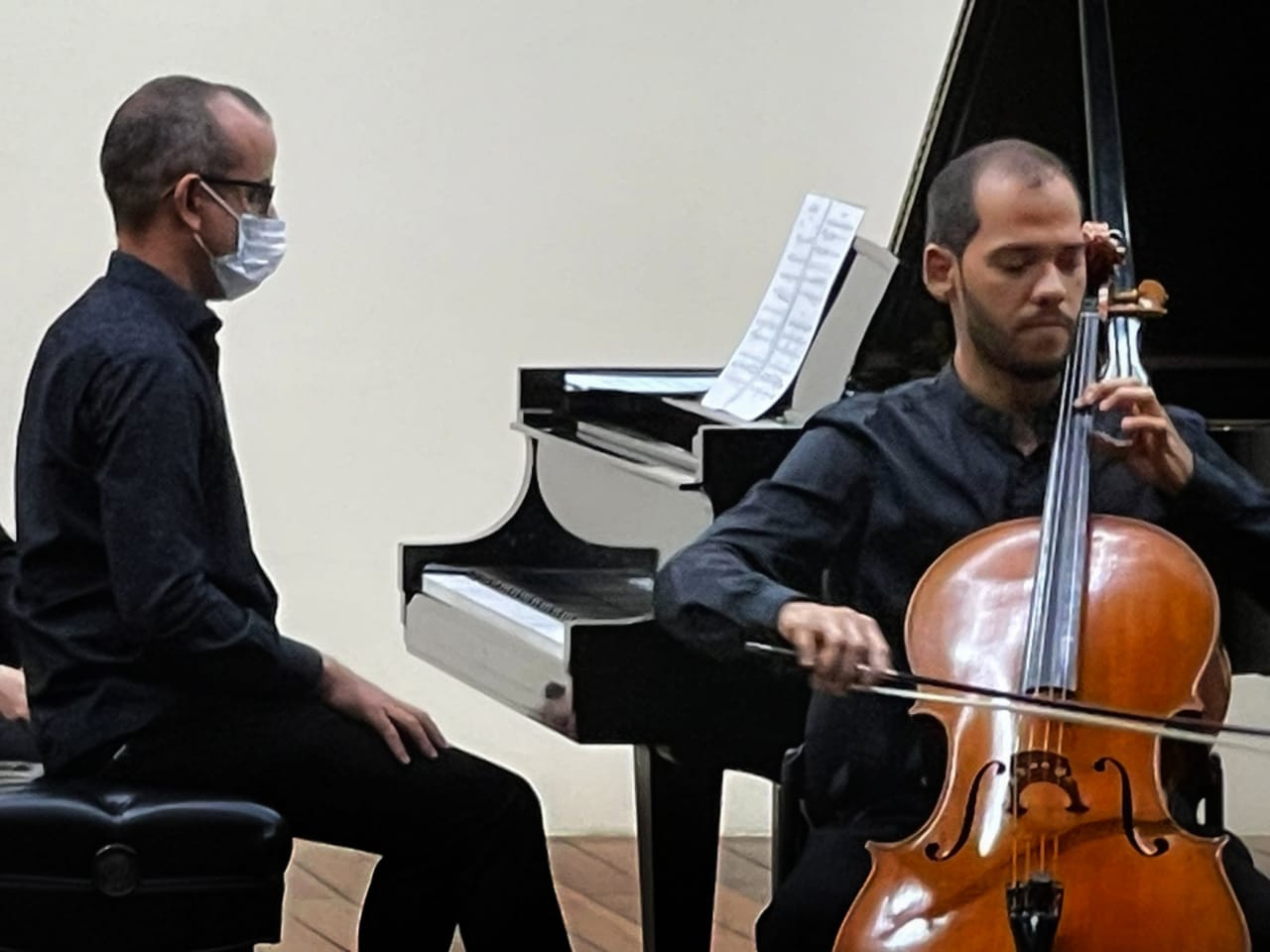 DISCENTES DA UFPB SÃO PREMIADOS EM CONCURSO DE MÚSICA NA ITÁLIA