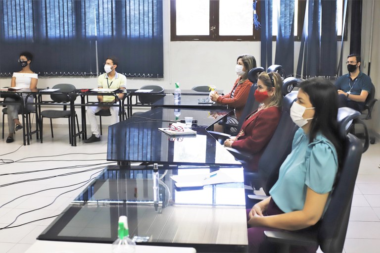 PROJETO DA UFPB VOLTADO PARA RENDEIRAS PARAIBANAS TEM COMO OBJETIVO EXPORTAÇÃO DA RENDA RENASCENÇA