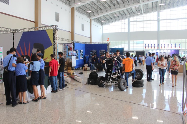 UFPB EXPÕE AUTOMOTIVOS DESENVOLVIDOS POR ESTUDANTES NA EXPOTEC 2023