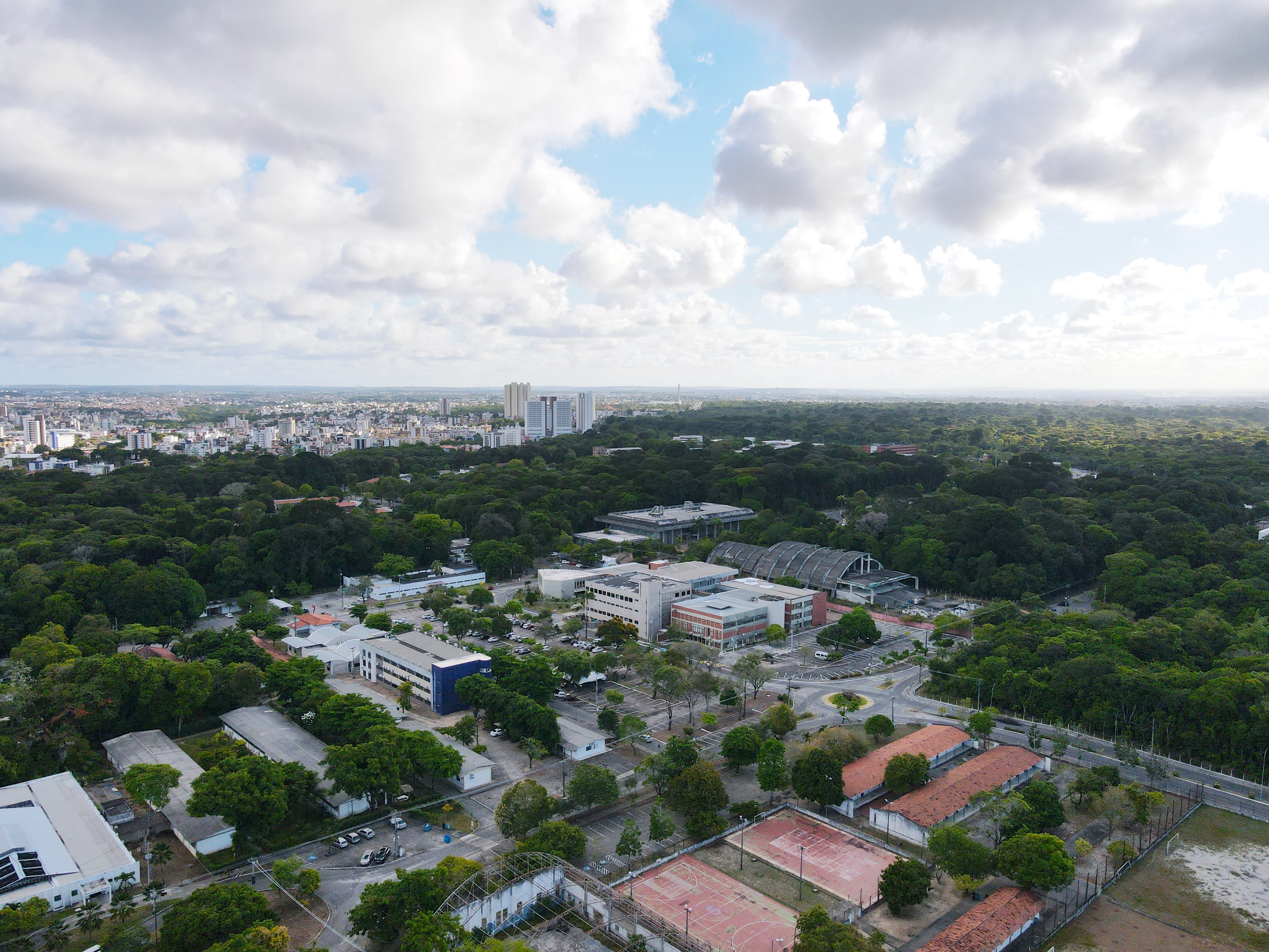 UFPB LANÇA CHAMADA INTERNA PARA APOIO À PRODUÇÃO CIENTÍFICA NA PÓS-GRADUAÇÃO INSTITUCIONAL