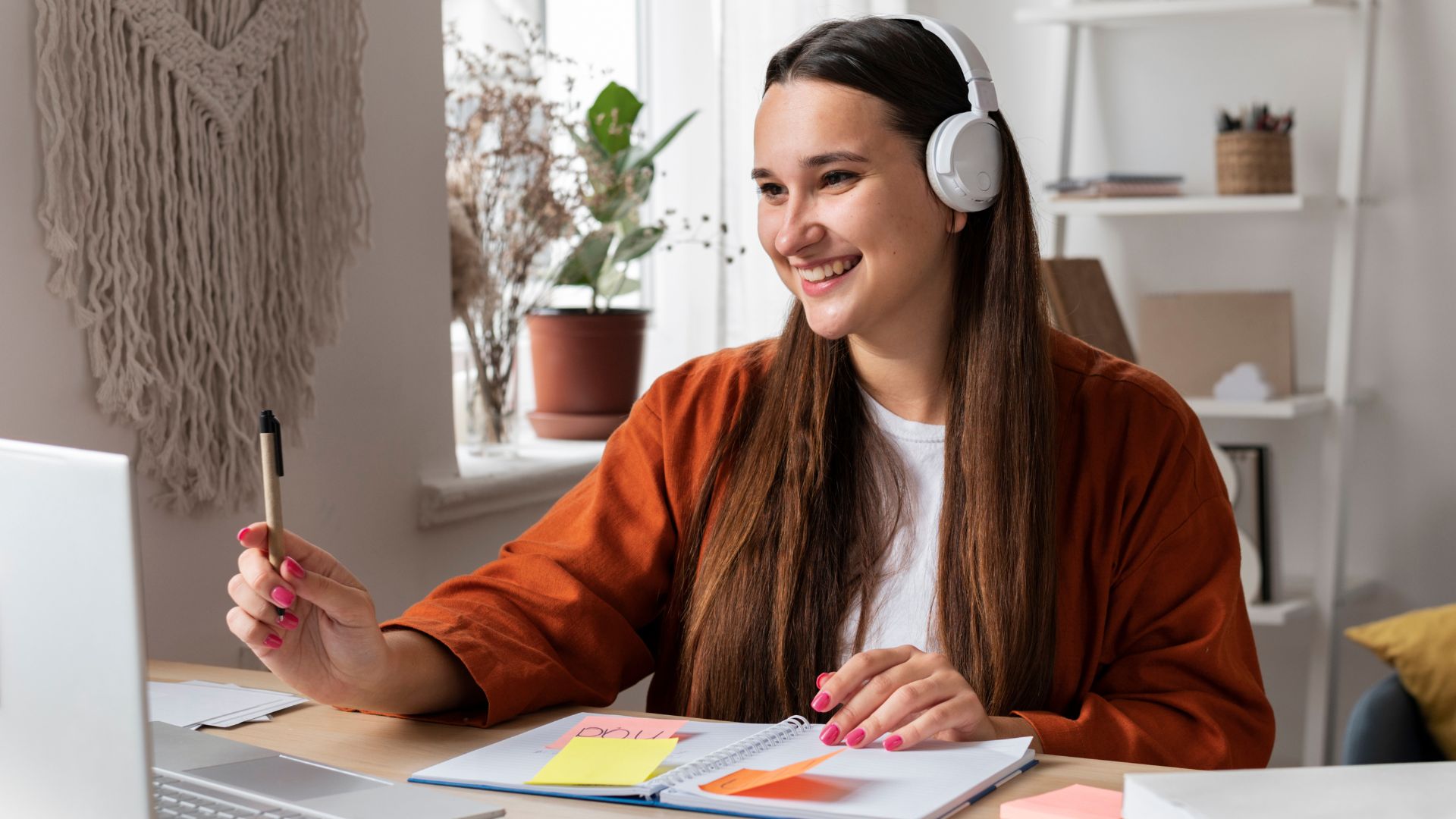 Inscrições abertas para seleção de tutores presenciais e à distância para cursos de Pós-graduação EaD do CAVN da UFPB