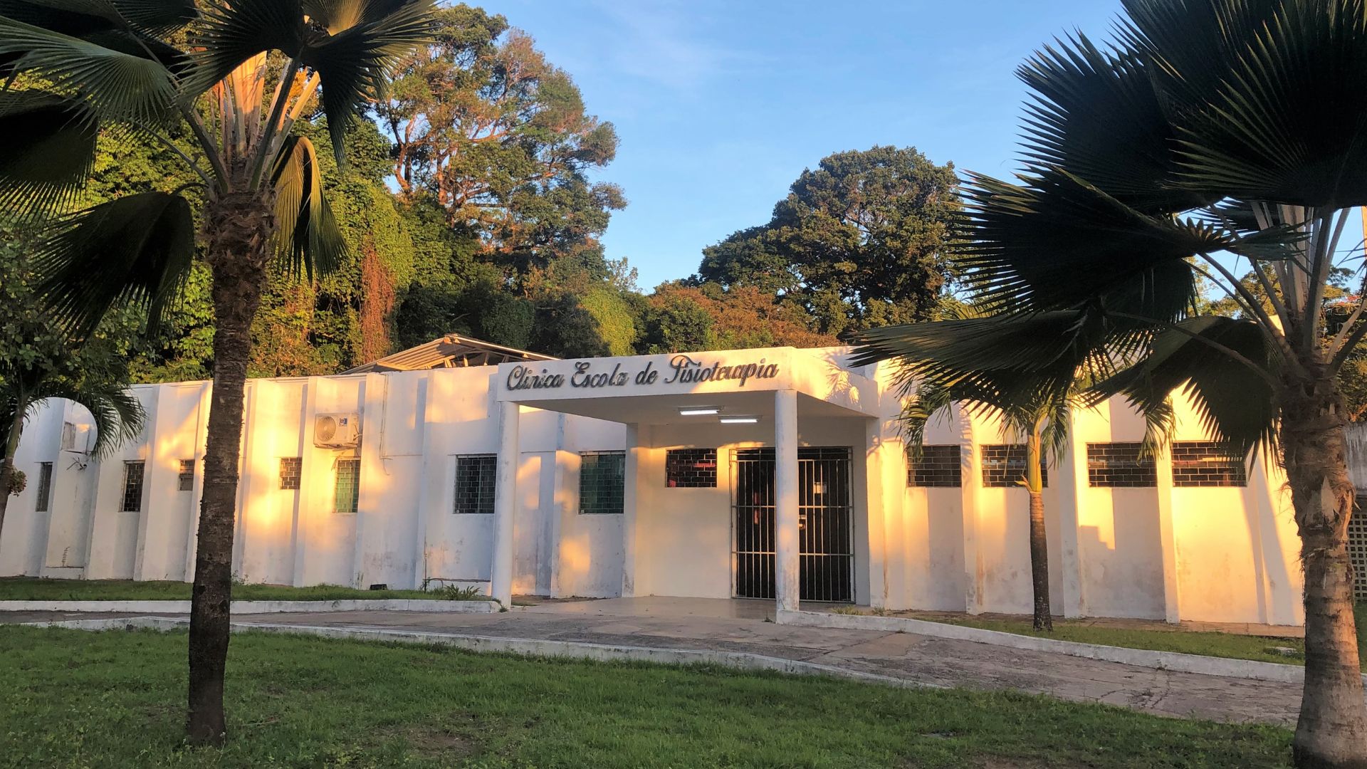 UFPB oferece atendimento de fisioterapia a pacientes mastectomizadas UFPB oferece atendimento de fisioterapia a pacientes mastectomizadas